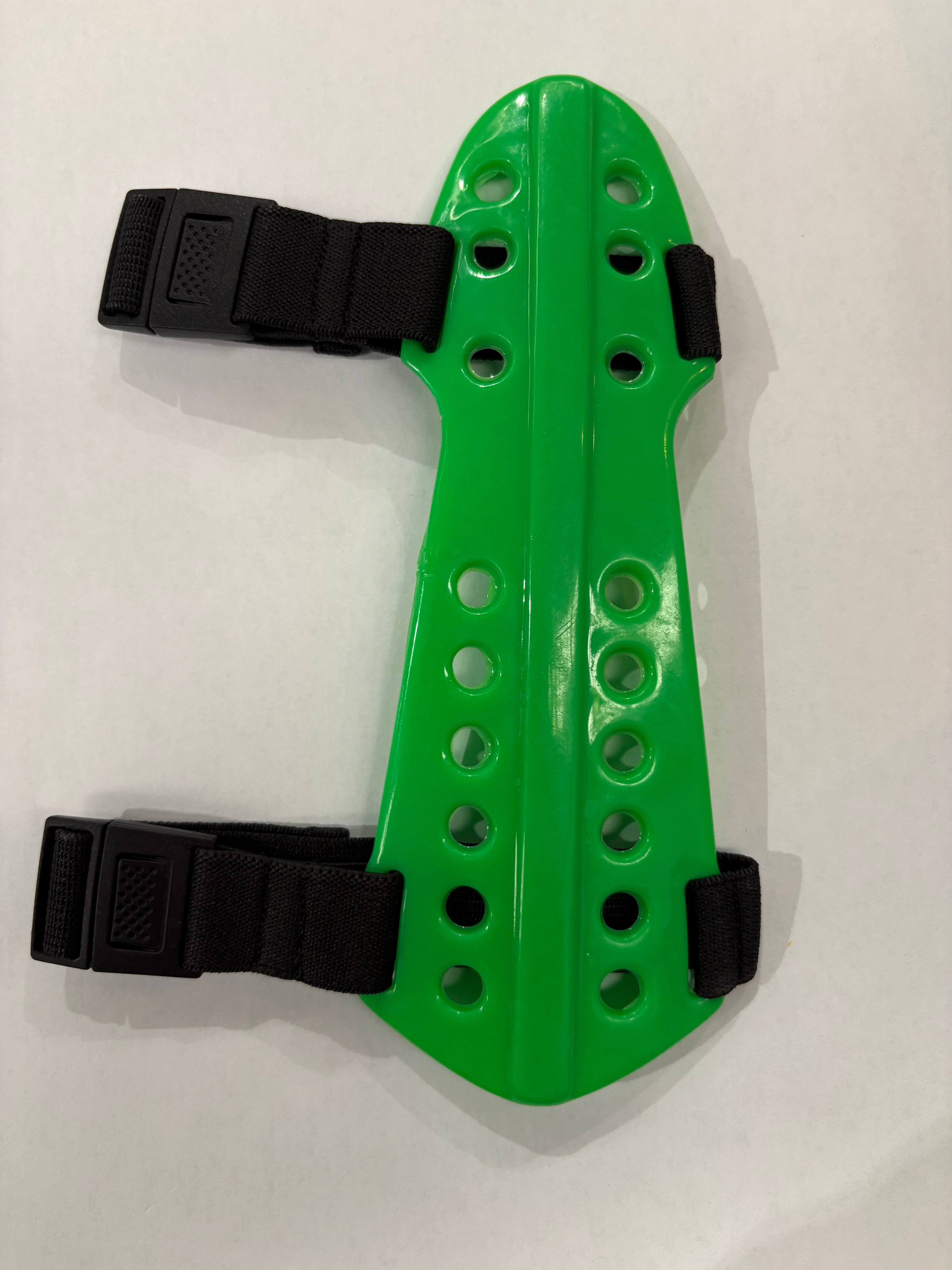 E1 Vented Armguard